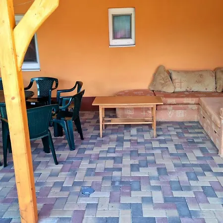 Apartment Csalogany-lak *
